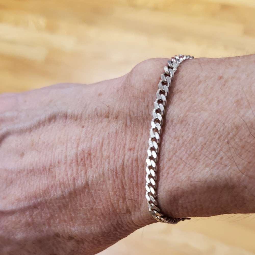 Sterling Silver (925 Italy) Link Bracelet - Picture 3 of 3